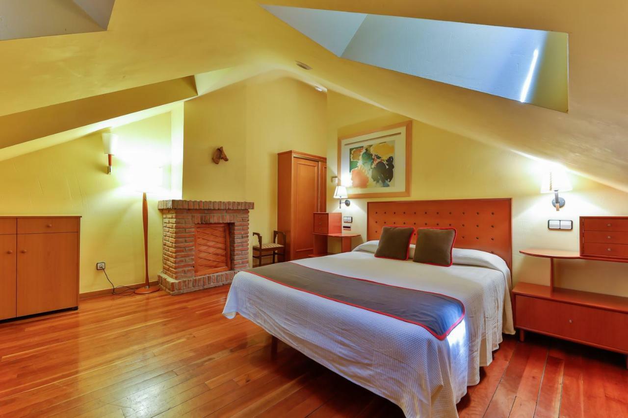 Casa Rural La Chata By Vivere Stays Valsain Buitenkant foto