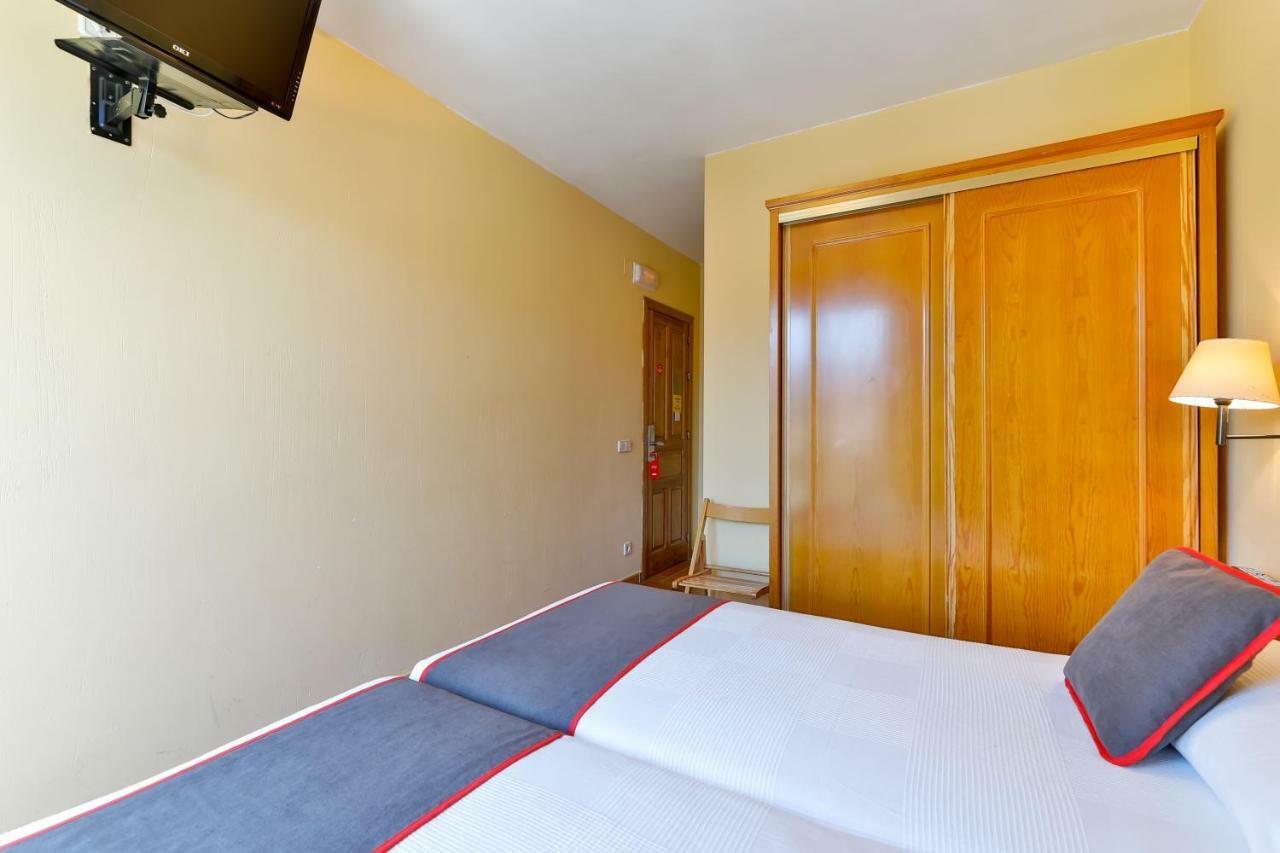 Casa Rural La Chata By Vivere Stays Valsain Buitenkant foto